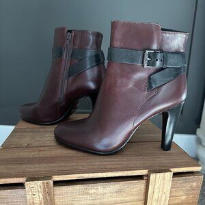 MINELLI Bottines Ankle Boots Cuir Noir Bordeaux Black Buckle size 38 EUC Leather